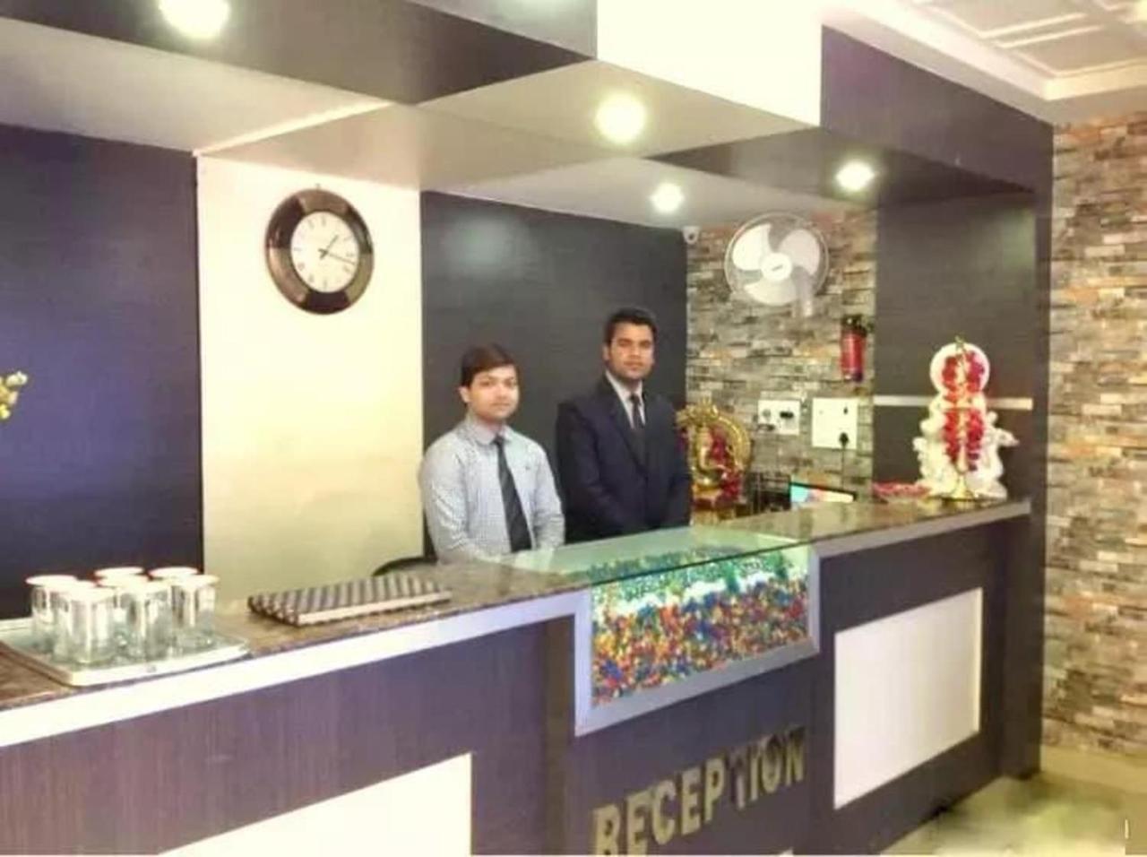 Hotel Radiance Gwalior Extérieur photo